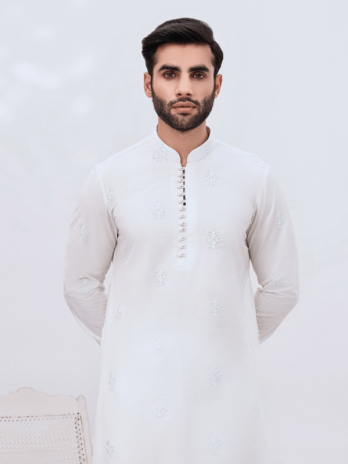 Off White Embroidered Kurta & Trouser (Bunch)